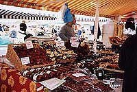 �j�[�X�̒��s�Q