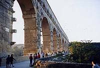 �|���E�f���E�K�[��