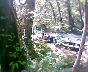 �������k��4