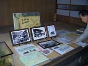 ����ɕ��ׂ�ꂽ�L�O�i