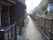 ���H�������s��