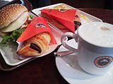 �T���}���NCafe�Ń`���R�N���Z�b�g