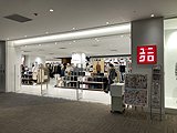 �ł��A�����̂�UNIQRO�ł�